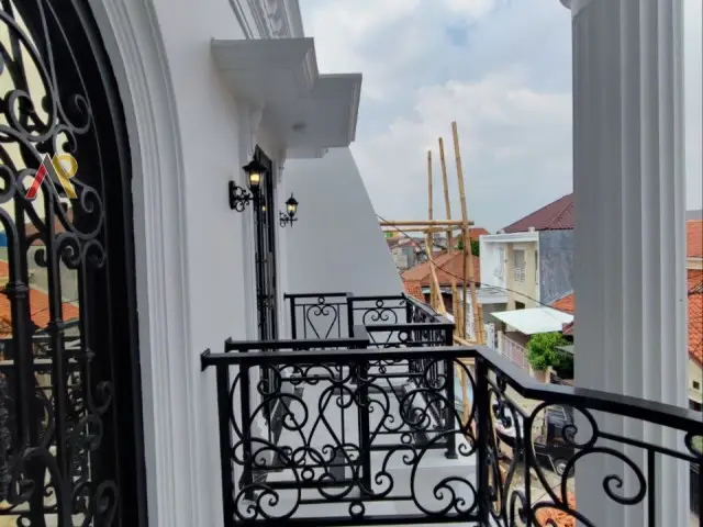 Rumah American Classic Rumah American Classic