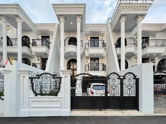 Rumah American Classic Rumah American Classic