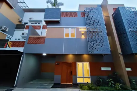 Jagakarsa, Jakarta Selatan, Jakarta, 3 Bedrooms Bedrooms, ,3 BathroomsBathrooms,Rumah Cluster,Rumah Ready,3402 Jagakarsa, Jakarta Selatan, Jakarta, 3 Bedrooms Bedrooms, ,3 BathroomsBathrooms,Rumah Cluster,Rumah Ready,3402