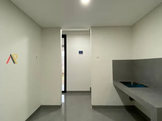 Rumah Dekat Taman Mini