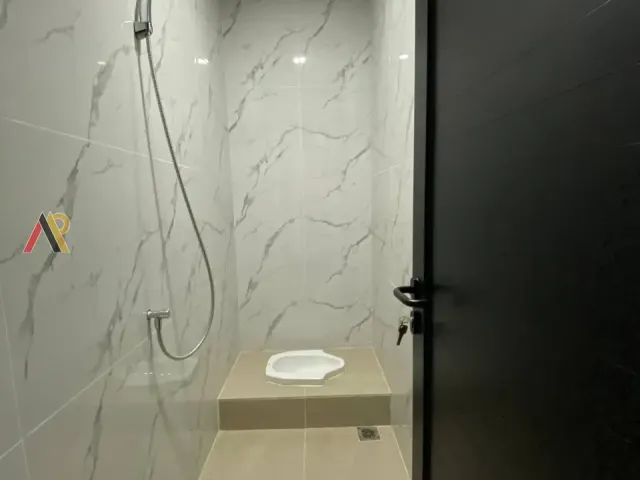 Rumah Dekat Taman Mini