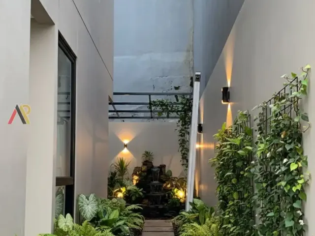 Rumah Dekat Taman Mini