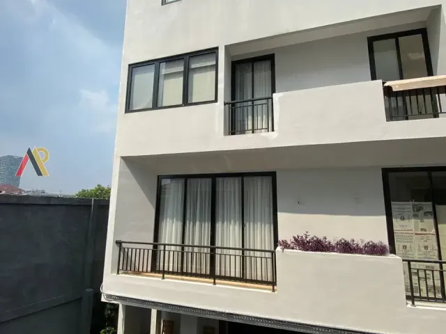 Aparthouse Cilandak Dekat MRT