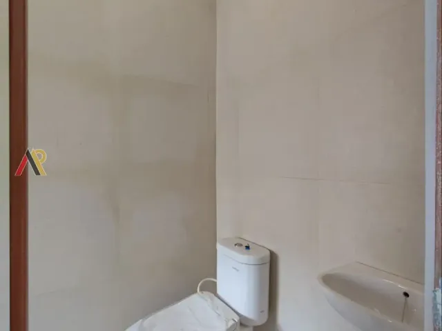 Rumah Akses Dekat Tol