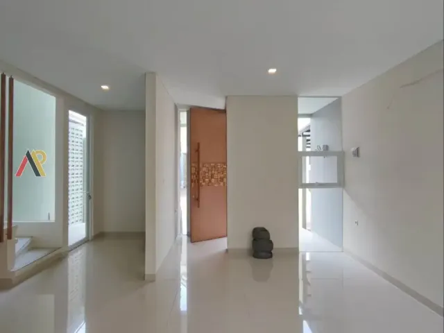 Rumah Akses Dekat Tol