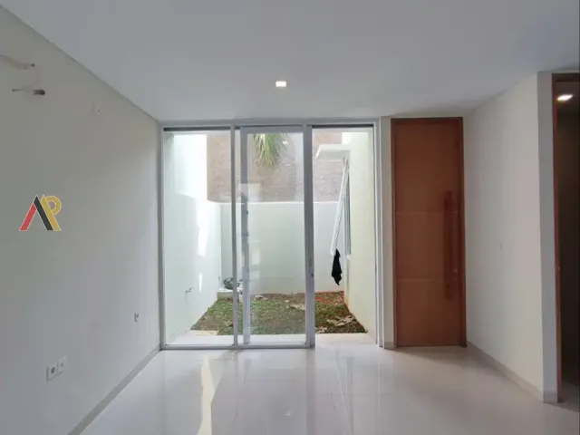 Rumah Akses Dekat Tol