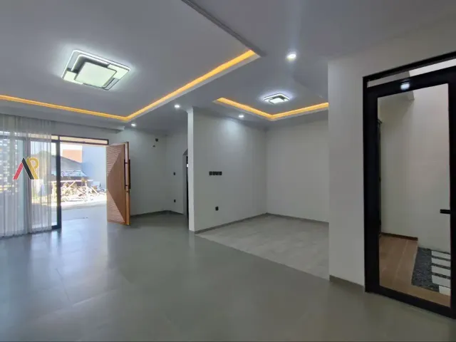 Jagakarsa, Jakarta Selatan, Jakarta, 3 Bedrooms Bedrooms, ,4 BathroomsBathrooms,Rumah Cluster,Rumah Indent,3906