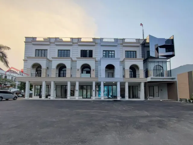 Ruko Lokasi Dekat Tol Brigif Cipedak Jagakarsa Jakarta Selatan