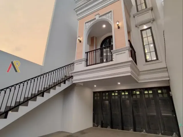 Jagakarsa, Jakarta Selatan, Jakarta, 4 Bedrooms Bedrooms, ,7 BathroomsBathrooms,Rumah Komplek,Rumah Ready,3947