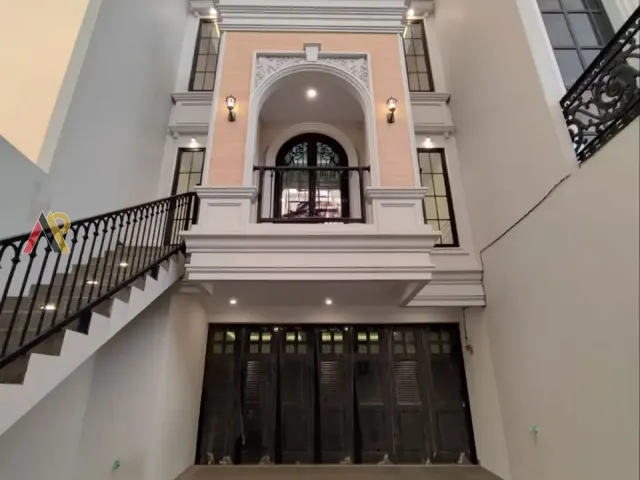 Jagakarsa, Jakarta Selatan, Jakarta, 4 Bedrooms Bedrooms, ,7 BathroomsBathrooms,Rumah Komplek,Rumah Ready,3947