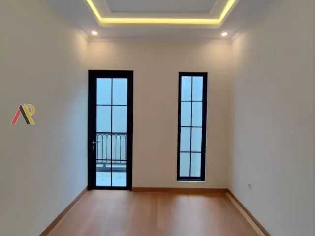 Jagakarsa, Jakarta Selatan, Jakarta, 4 Bedrooms Bedrooms, ,7 BathroomsBathrooms,Rumah Komplek,Rumah Ready,3947