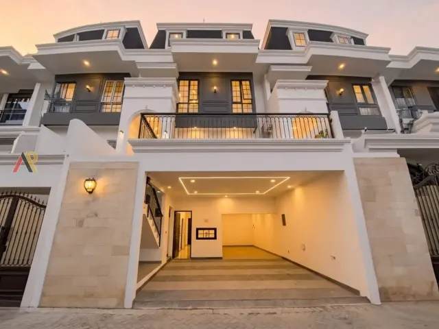 Pasar Minggu, Jakarta Selatan, Jakarta, 6 Bedrooms Bedrooms, 0 ,4 BathroomsBathrooms,Rumah Cluster,Rumah Ready,0,3981