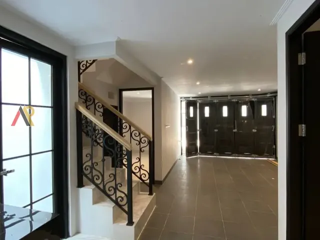 Jagakarsa, Jakarta Selatan, Jakarta, 4 Bedrooms Bedrooms, ,4 BathroomsBathrooms,Rumah Cluster,Terjual,3992