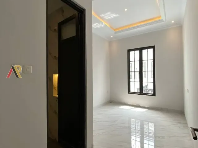 Jagakarsa, Jakarta Selatan, Jakarta, 4 Bedrooms Bedrooms, ,4 BathroomsBathrooms,Rumah Cluster,Terjual,3992