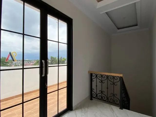 Jagakarsa, Jakarta Selatan, Jakarta, 4 Bedrooms Bedrooms, ,4 BathroomsBathrooms,Rumah Cluster,Terjual,3992