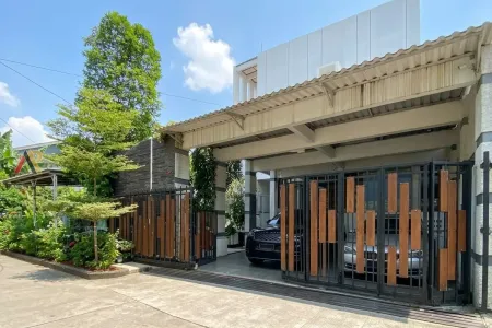 Cipayung, Jakarta Timur, Jakarta, 5 Bedrooms Bedrooms, 0 ,4 BathroomsBathrooms,Rumah Cluster,Rumah Second,0,4067