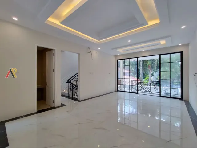 Jagakarsa, Jakarta Selatan, Jakarta, 4 Bedrooms Bedrooms, ,4 BathroomsBathrooms,Rumah Komplek,Rumah Ready,4090