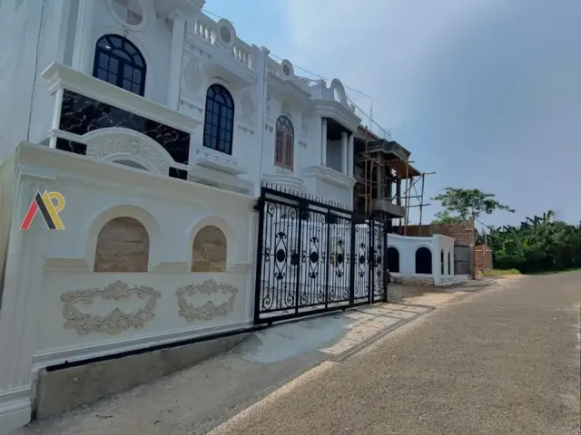 Rumah Tanah Luas Terbaik