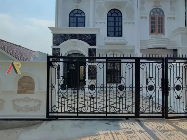 Rumah Tanah Luas Terbaik