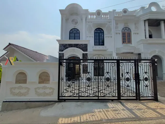 Rumah Tanah Luas Terbaik