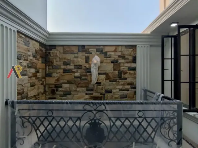 Rumah Rooftop Dekat Avicenna