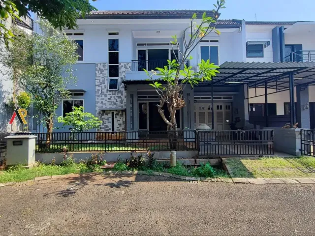Hunian Pojok Cluster Besar Hunian Pojok Cluster Besar