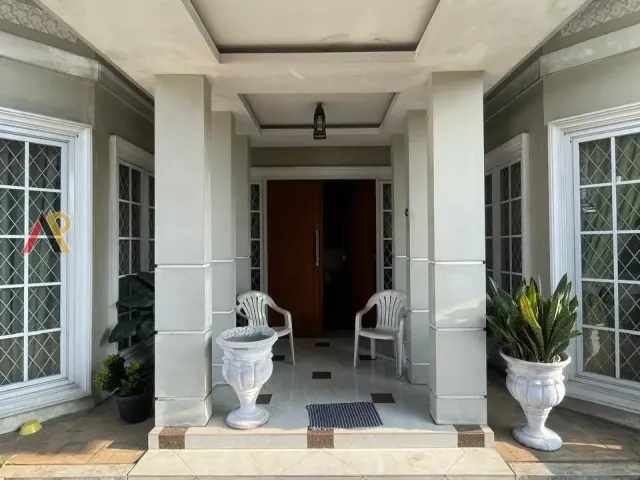 Rumah Second Ceger Cipayung