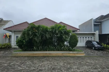 Rumah Second Ceger Cipayung