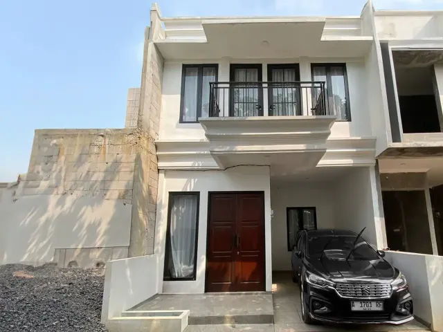 Rumah Baru Seberang Mall Cijantung