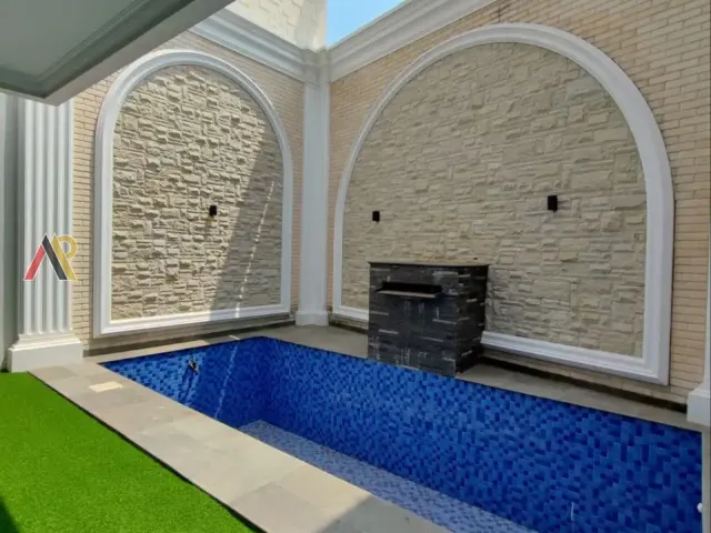 Rumah Mewah Dekat Ragunan