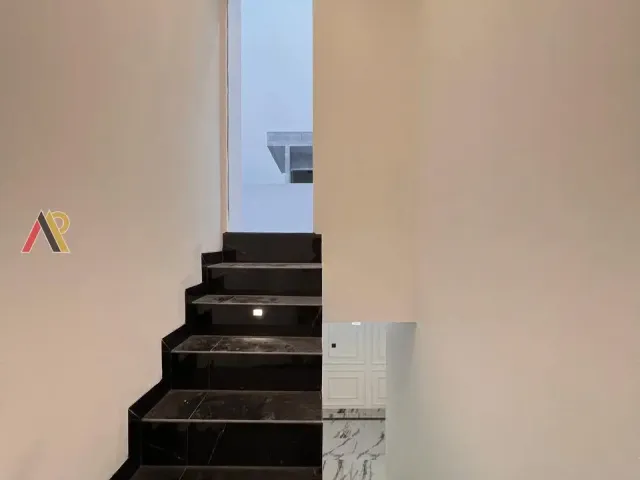 Cluster Ada Kolam Renang