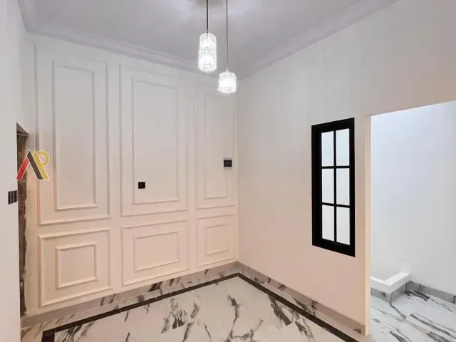 Cluster Ada Kolam Renang