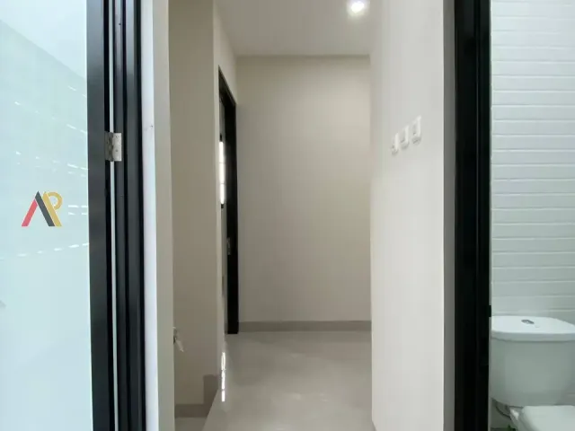 Rumah 3 Lantai Bambu Apus