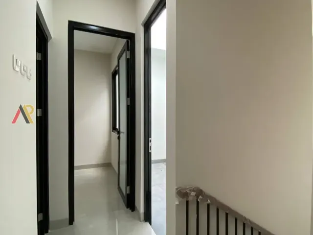 Rumah 3 Lantai Bambu Apus