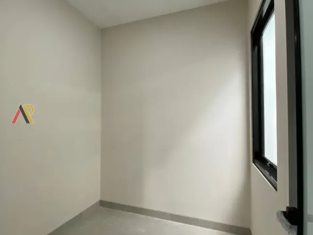 Rumah 3 Lantai Bambu Apus