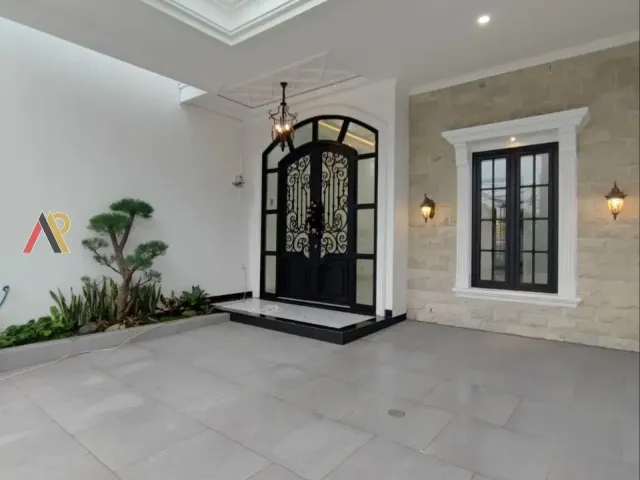 Rumah Dekat Kampus UI 