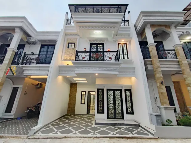 Rumah Ready Rooftop Cilandak