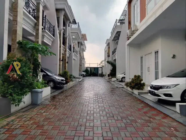 Rumah Ready Rooftop Cilandak