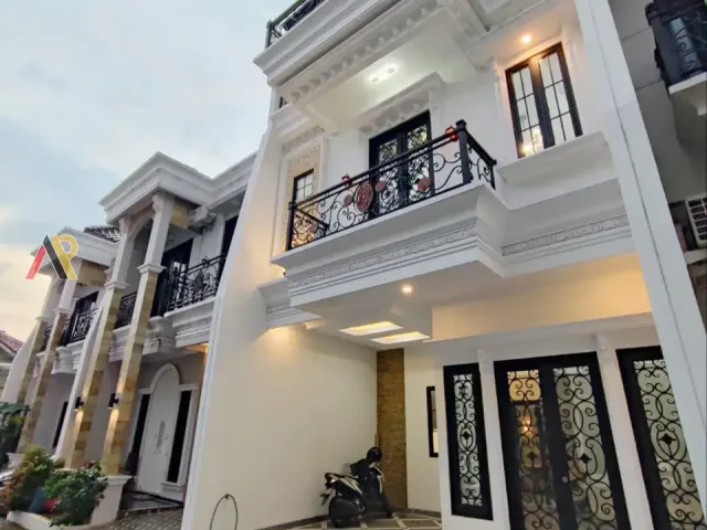 Rumah Ready Rooftop Cilandak