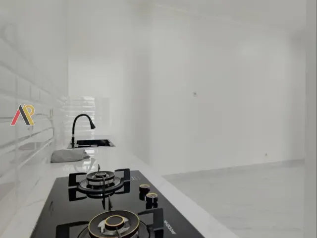 Rumah Komplek Besar Cinere