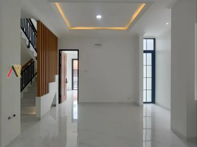Rumah Komplek Besar Cinere
