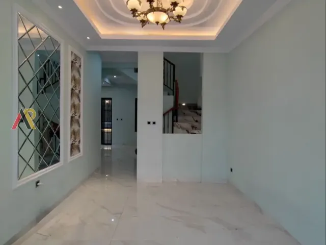 Rumah Dekat Perkantoran Arcadia