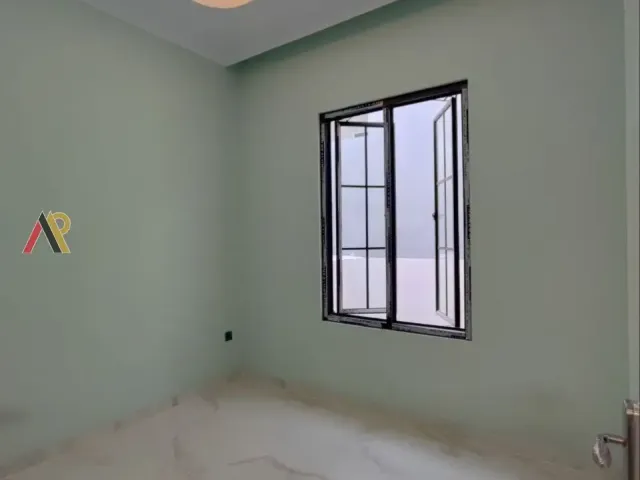 Rumah Dekat Perkantoran Arcadia