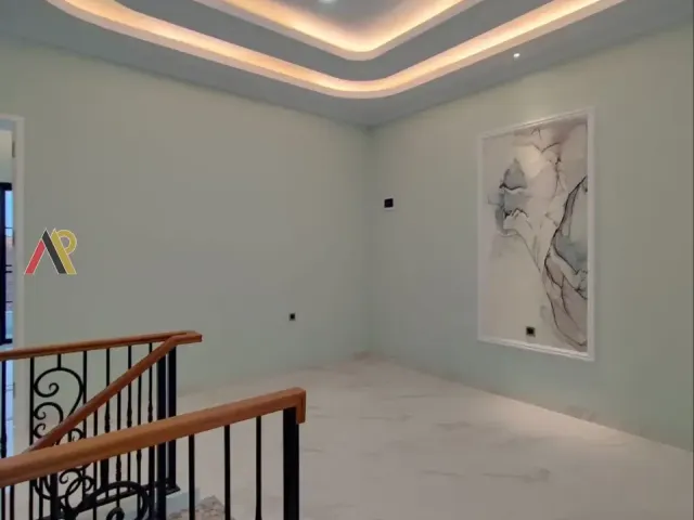 Rumah Dekat Perkantoran Arcadia