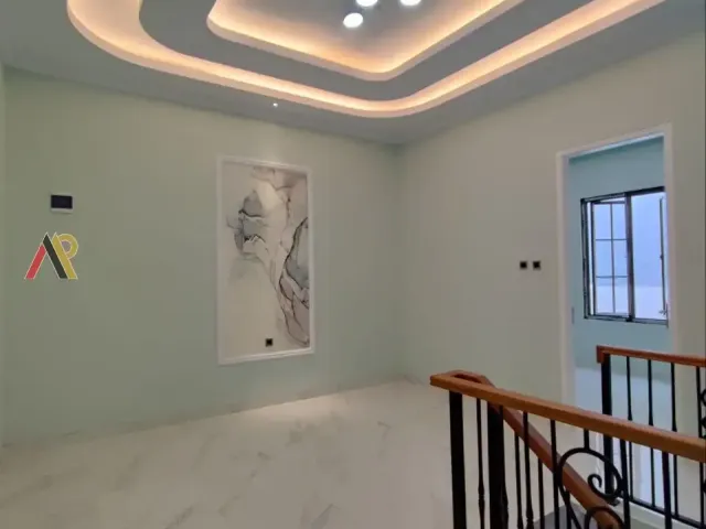 Rumah Dekat Perkantoran Arcadia