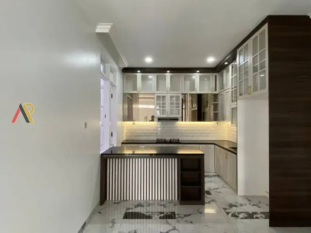 Rumah Dekat High Scope