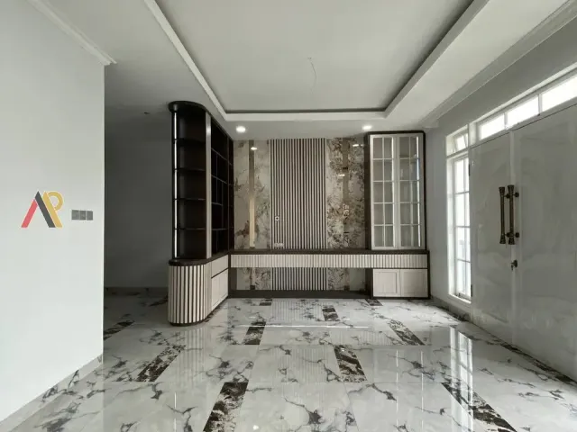 Rumah Dekat High Scope