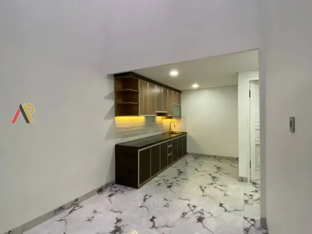 Rumah Dekat High Scope