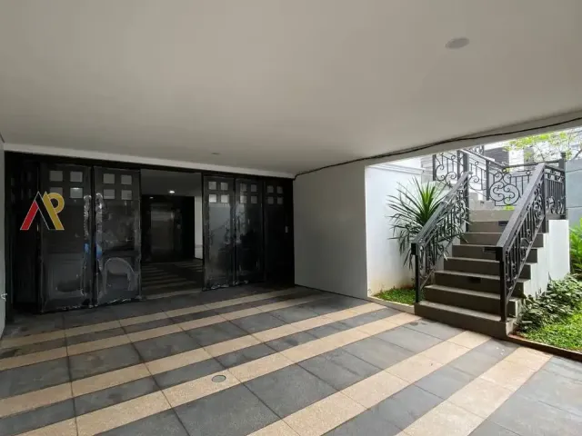 Rumah Dekat High Scope