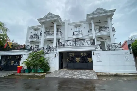 Rumah Dekat High Scope Rumah Dekat High Scope